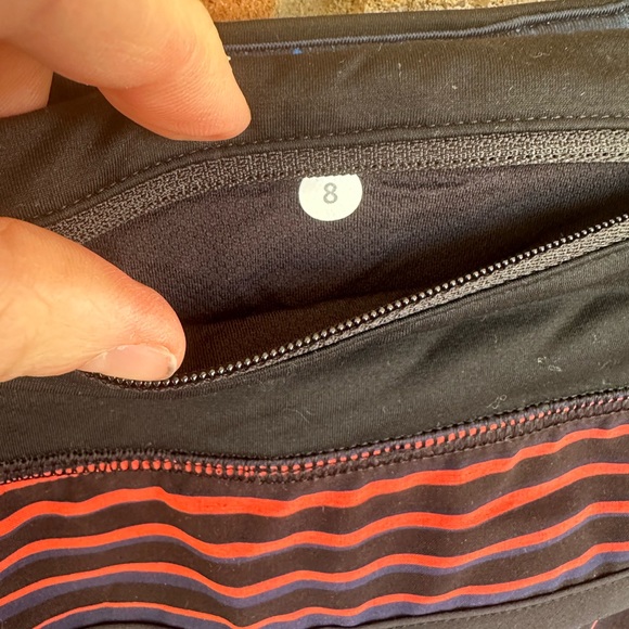 Lululemon Run Shorts - Picture 3 of 5